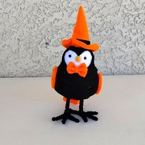 Target Hyde Eek Witch Bird 2016 Featherly Friends Halloween Black Orange Felt